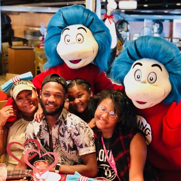 Meet your Posher, Tanya - Picture 1 of 1